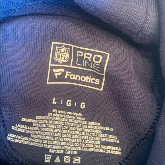 🏈 Seattle Seahawks Blue  Sweater - Youth Size LG 🏈 - Picture 9 of 10